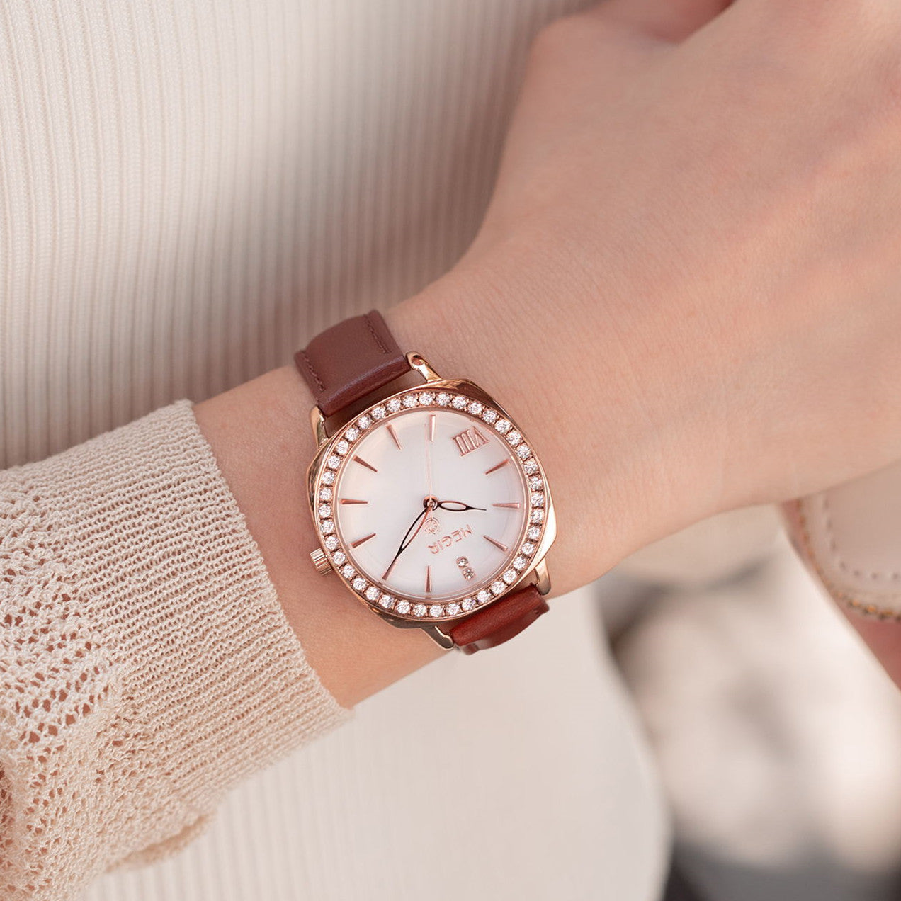Montre pour femme MEGIR – Style élégant, cuir et diamants, mouvement à quartz (modèle 7029)