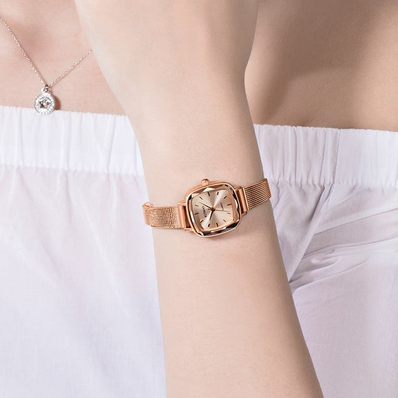 Montre pour femme RUIMAS – Style bracelet, luxe, étanche, mouvement à quartz, mode et décontractée (modèle 571)