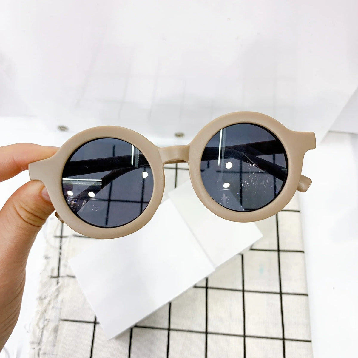 Lunettes de soleil colorées