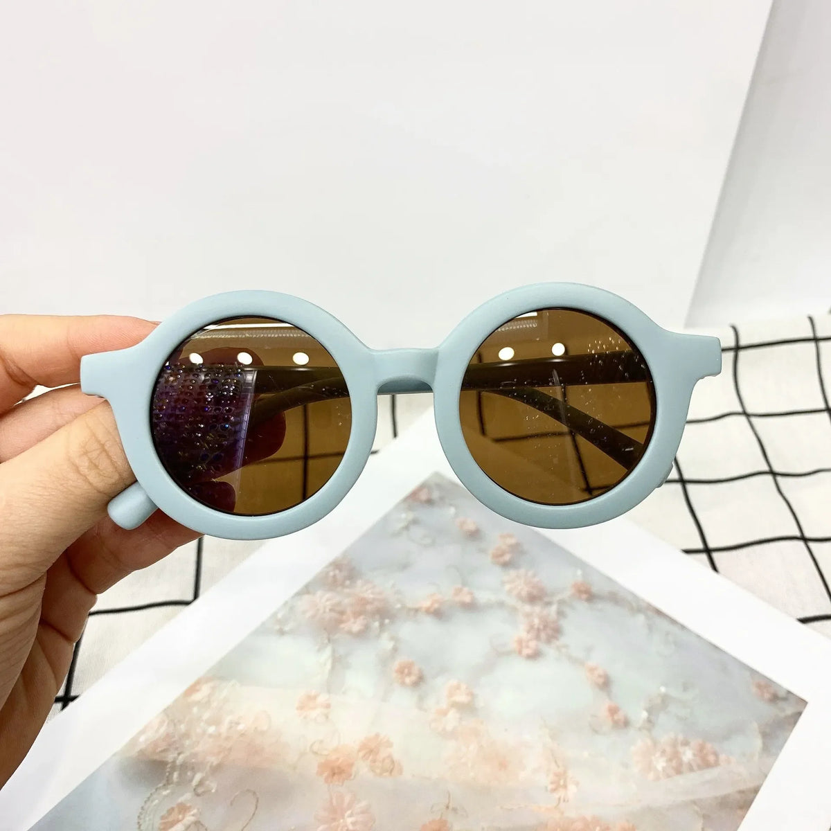 Lunettes de soleil colorées